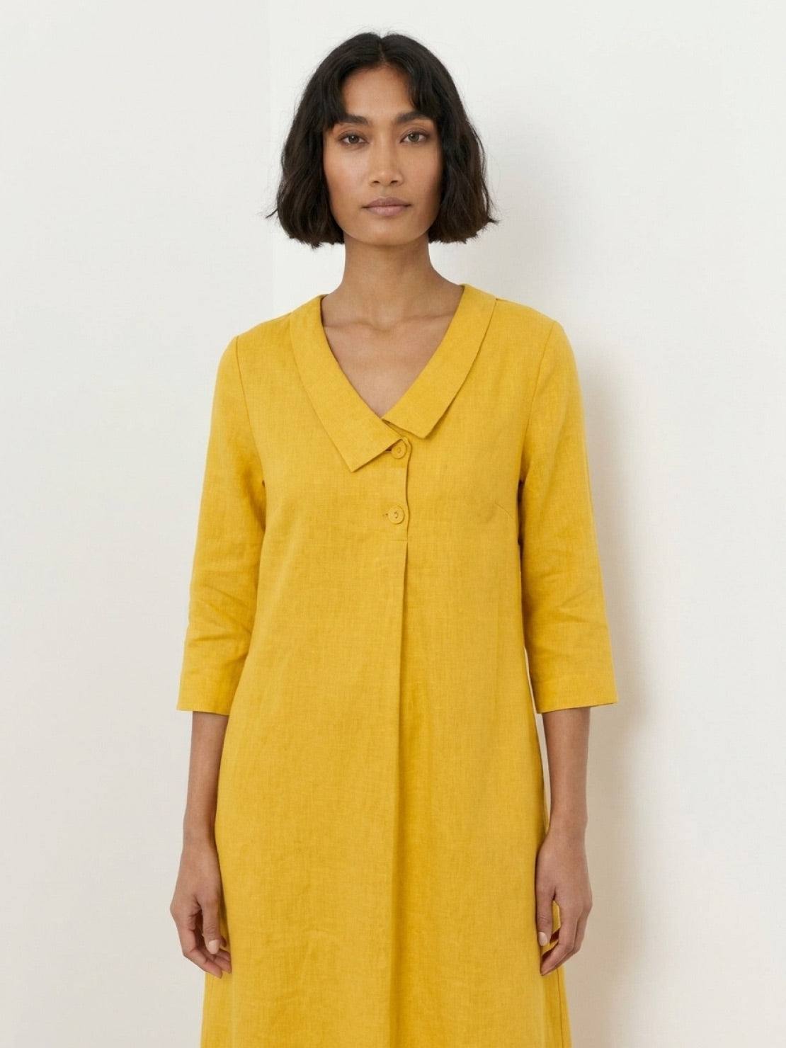 linen-look midi dress with relaxed A-line fit and side pockets in soft textured fabric