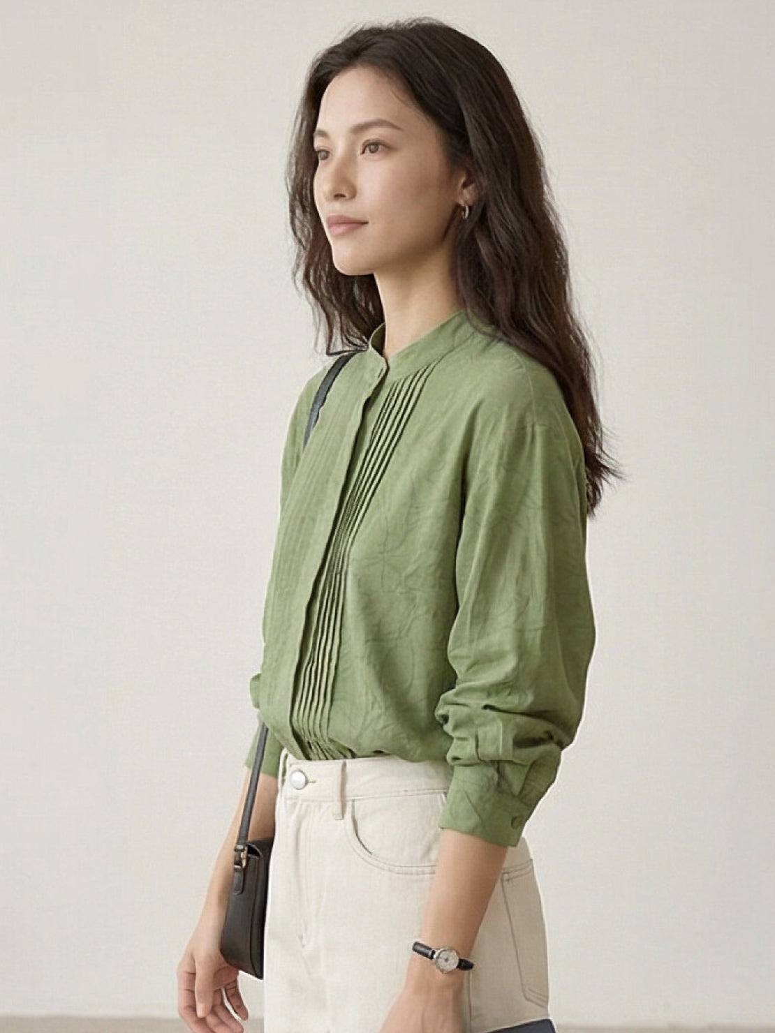100% linen oversized jacquard shirt with tonal leaf pattern and relaxed fit