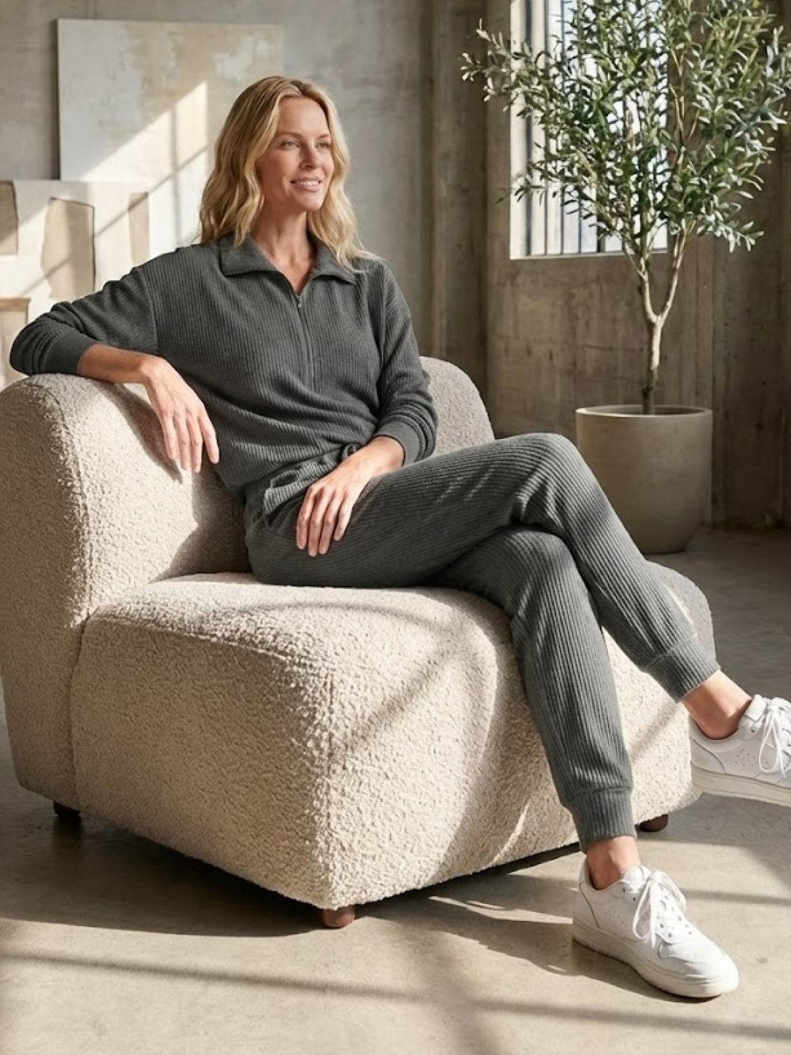 Unisex half-zip pullover and matching sweatpants set for casual comfort and travel