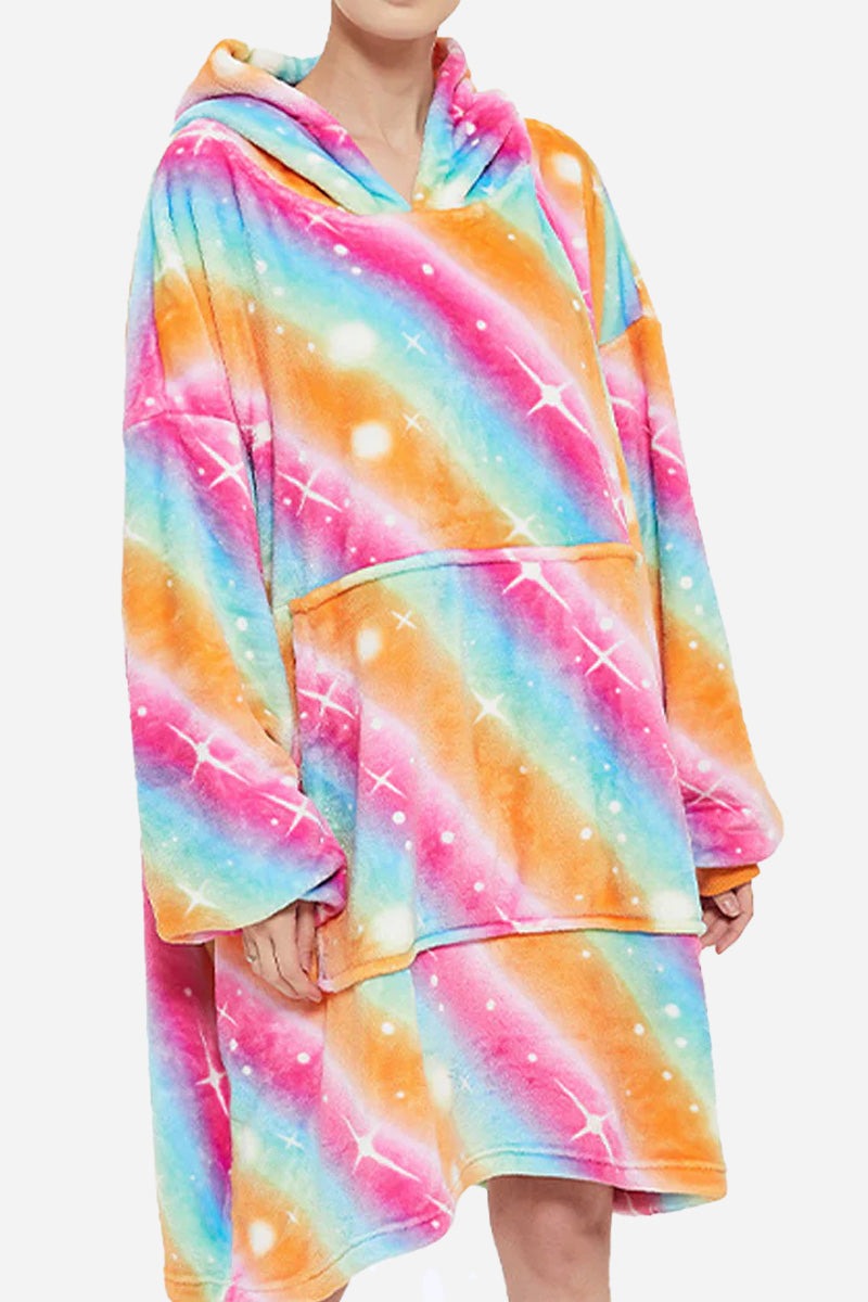 Colorful oversized Lazy Fleece Blanket Sweater with hood and front pocket in soft fleece and sherpa fabric