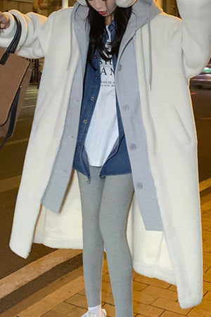 Everyday wear oversized sherpa long coat in white with cozy lining and flattering silhouette