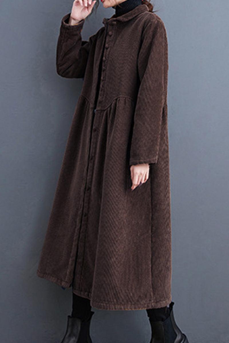 Oversized vintage corduroy coat in warm brown with classic fit and textured fabric