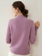 Elegant 100% Italian cashmere sweater with mock-neck and regular fit, soft and warm knitwear.