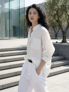 100% cotton-linen oversized classic shirt with dropped shoulders and curved hem