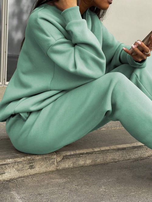 Athleisure at its Finest: Cotton-Blended Two-Piece Tracksuit